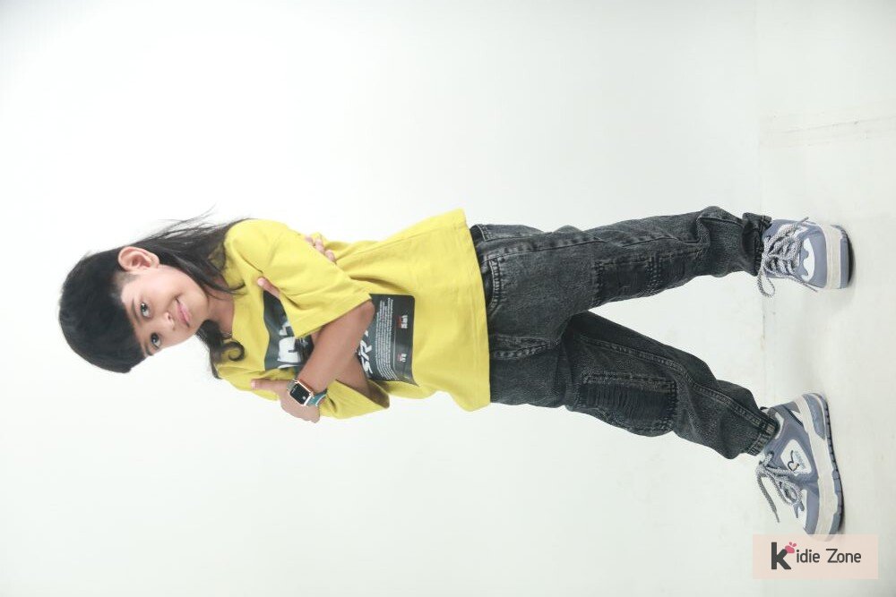 DHRUVIDH C R - Kids Modeling