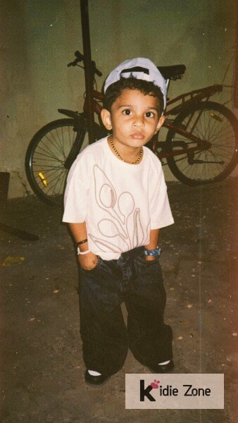 071470DF-4883-4AF2-8E8A-EB9BFCEA0423