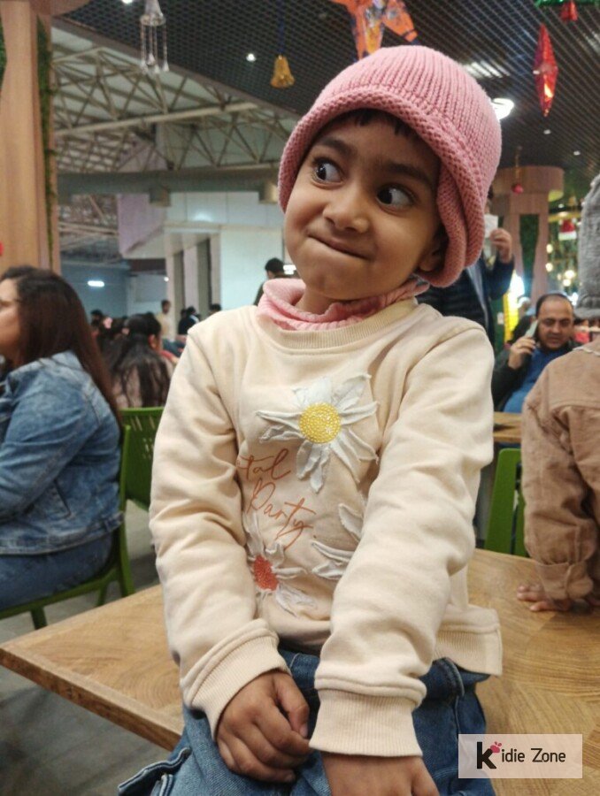 VAANYA image VAANYA